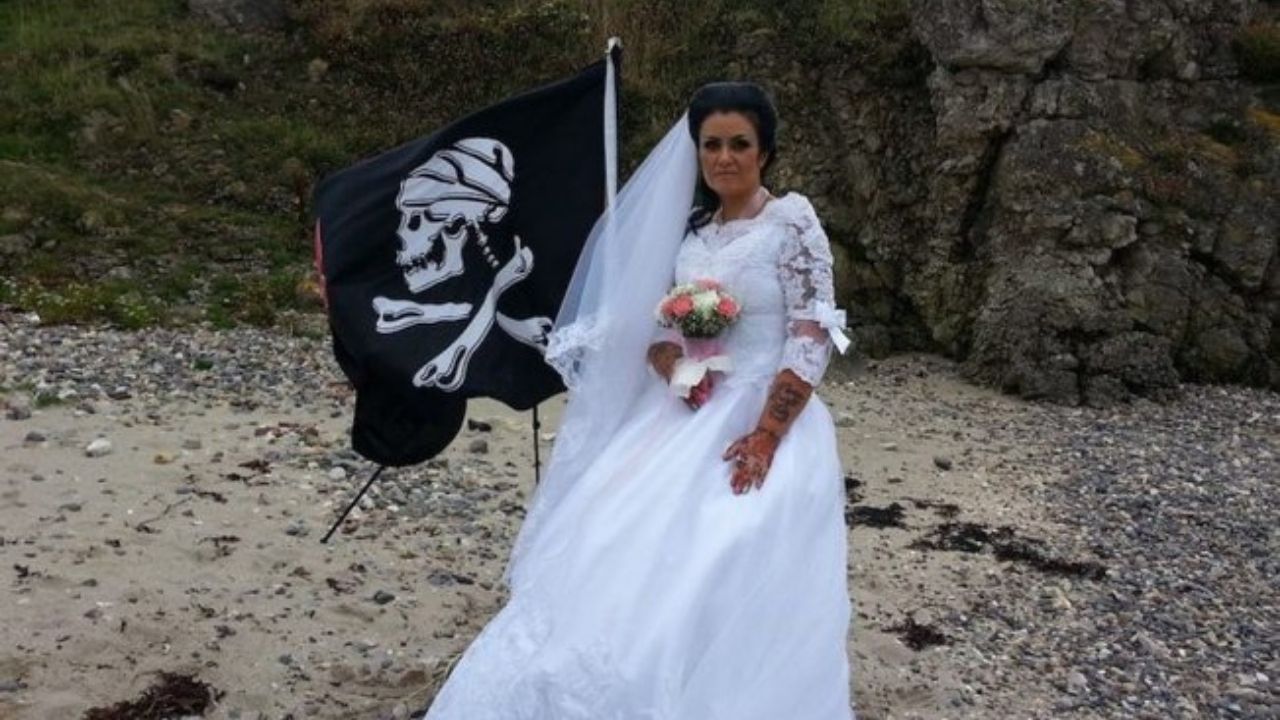 Conheça a mulher que se ‘casou’ com o espírito de um pirata – e se divorciou depois