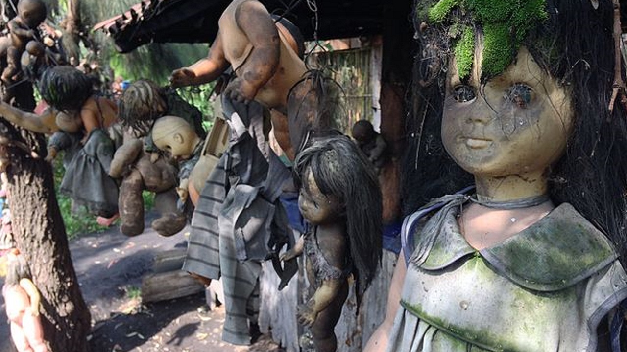Fruto do enlouquecimento de um habitante local: A bizarra e assustadora Isla de las Muñecas