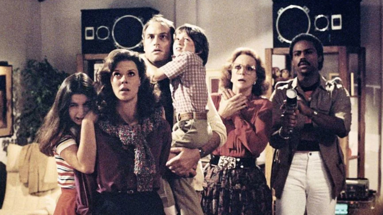 Os bastidores aterrorizantes da trilogia Poltergeist