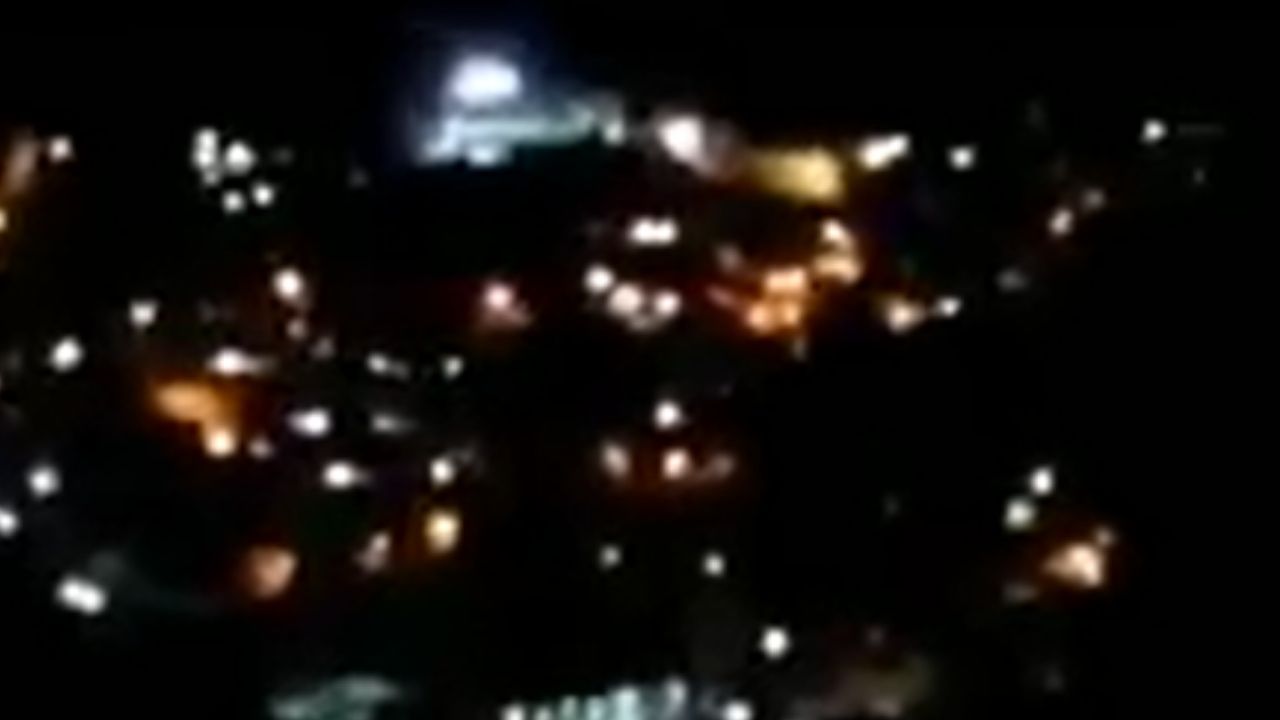 OVNI que supostamente caiu em Magé, Rio de Janeiro, intriga internautas