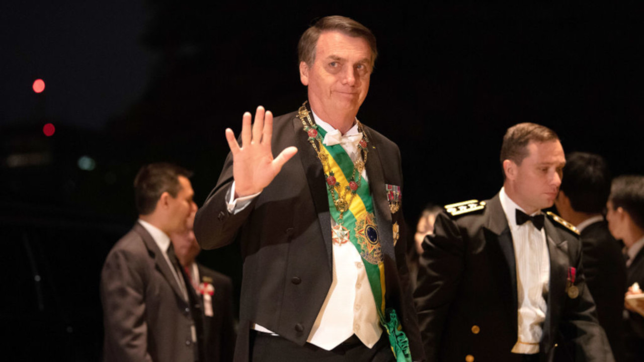 Bolsonaro diz que problemas no Chile começaram com o fim da ditadura Pinochet
