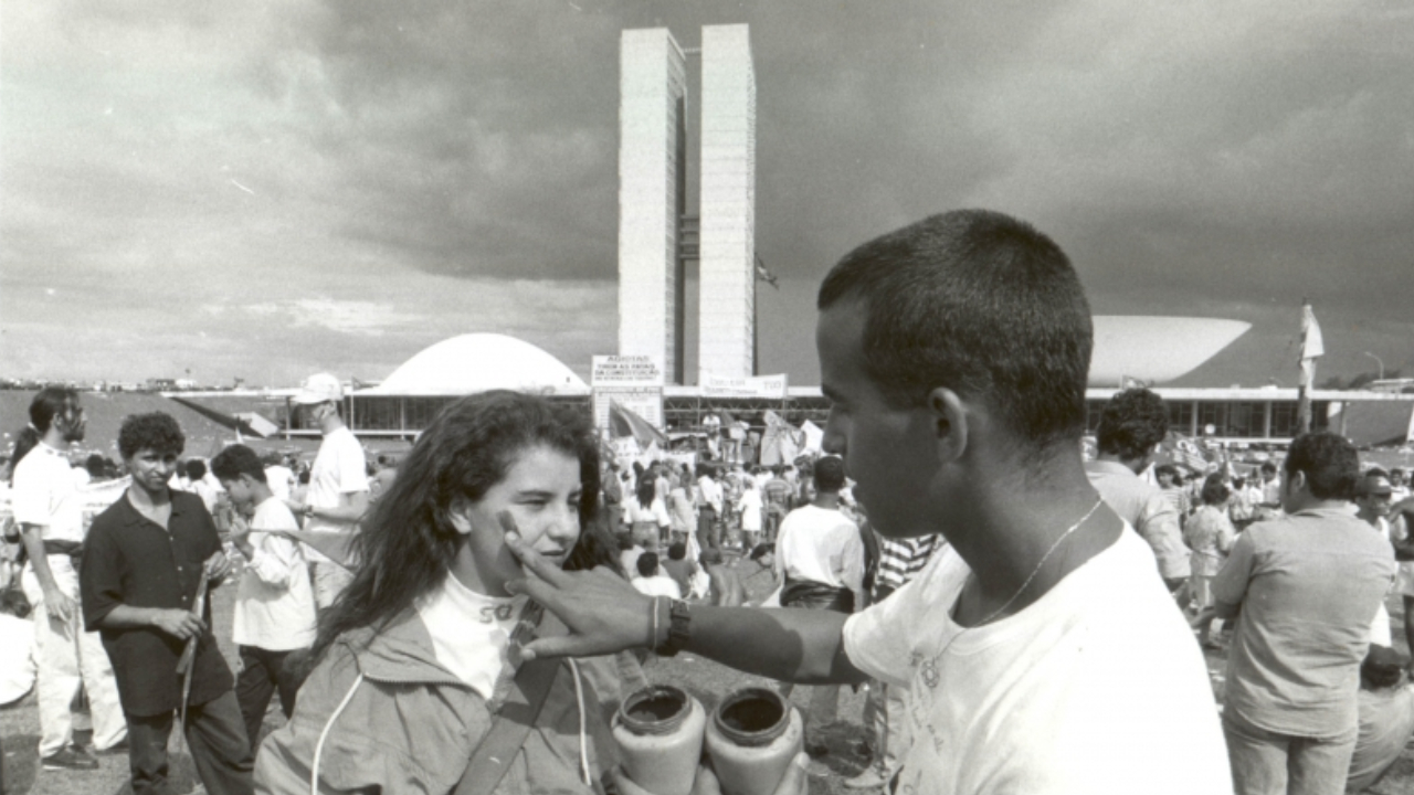 “Não temos uma democracia plenamente consolidada”, diz historiador sobre atual cenário político