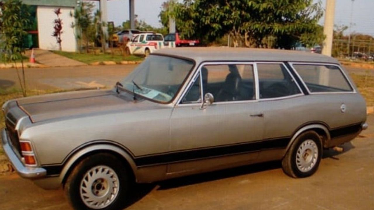 23 anos depois: Família de Ribeirão Preto recupera carro roubado em 1998