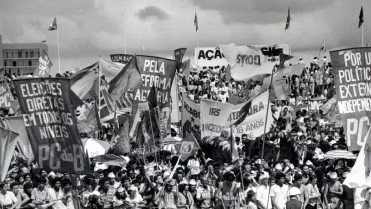 Aliados de Bolsonaro aprovam o fim da Comissão Especial de Mortos e Desaparecidos Políticos