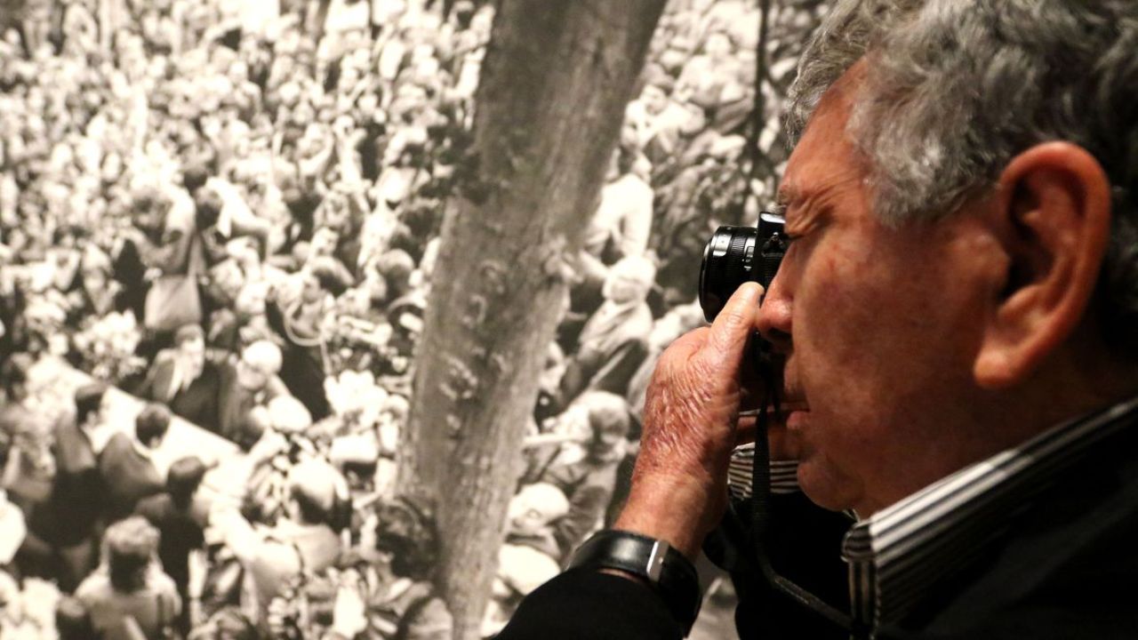Exposição traz fotos de Evandro Teixeira nos 50 anos de golpe no Chile