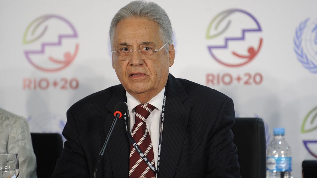 Fernando Henrique Cardoso afirma que apoia Lula