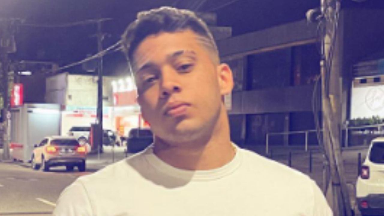 Polícia cumpre mandado de busca em mansão do vereador Gabriel Monteiro