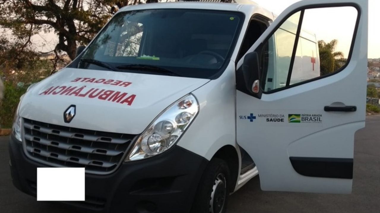 Idoso de 77 anos é preso em flagrante por furto de ambulância em cidade mineira