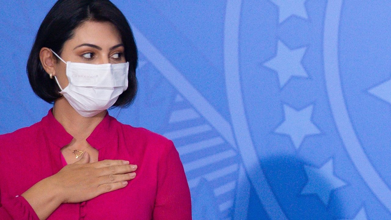 ‘Cristofobia’: Michelle Bolsonaro condena hipótese de abuso sexual de Jesus