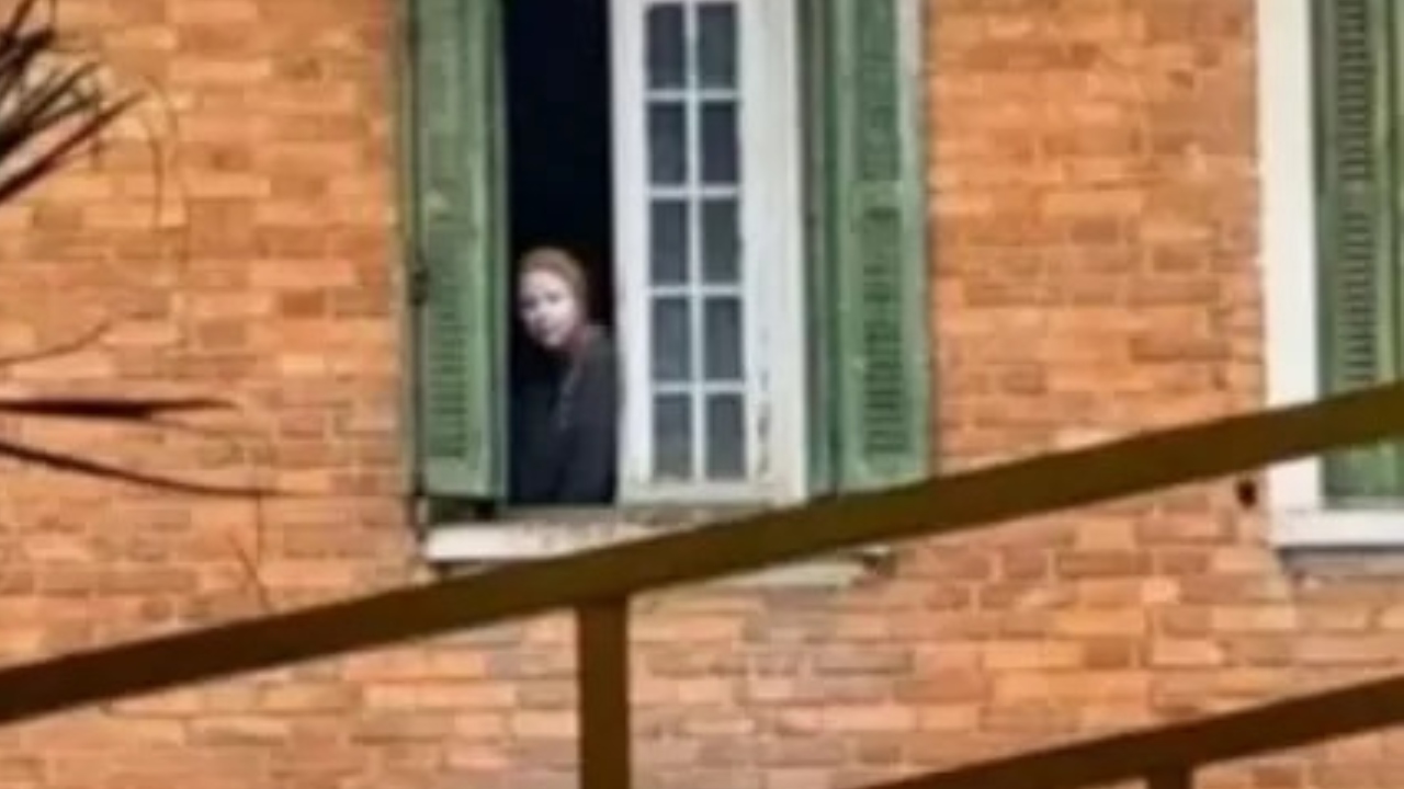 O que explica a ‘mulher da casa abandonada’ não ter sido presa