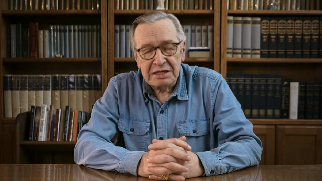 Filha de Olavo de Carvalho fala sobre herança: ‘Deve milhões’