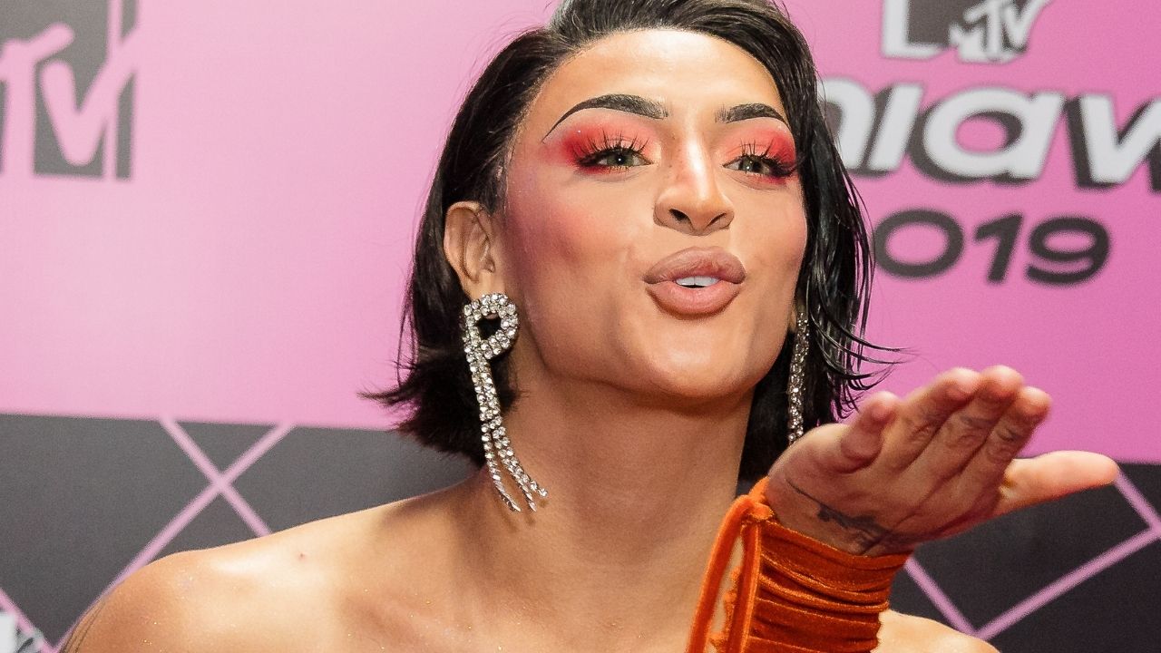 Pabllo Vittar demonstra interesse em cantar na posse de Lula, caso o político seja eleito