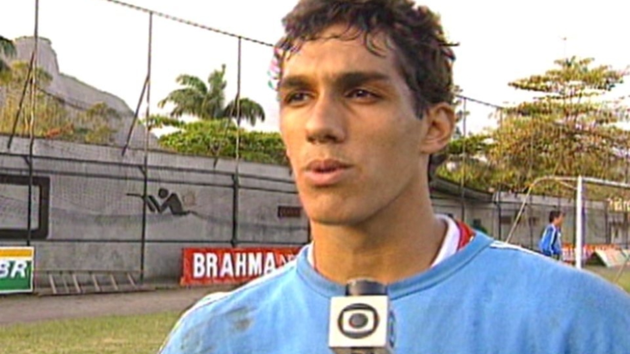 Roger na G Magazine: O ensaio nu que causou polêmica com o goleiro
