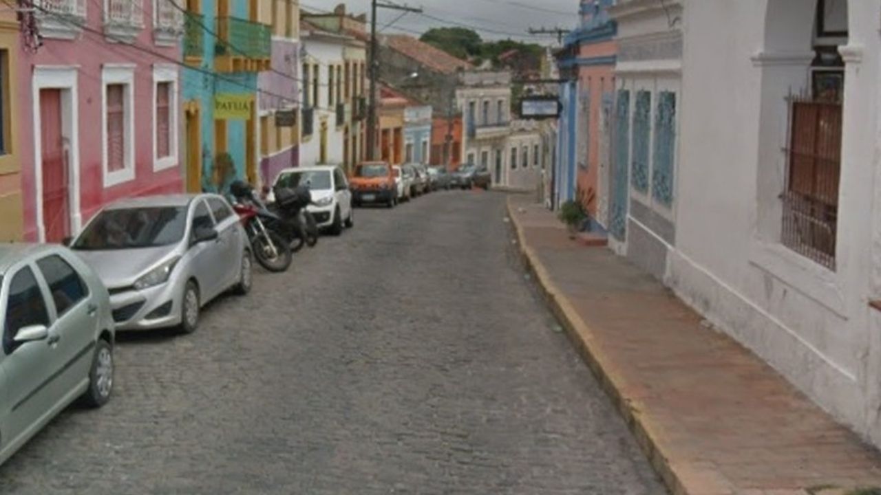 Em Olinda, lei proíbe homenagear a escravidão e pessoas ligadas à ditadura