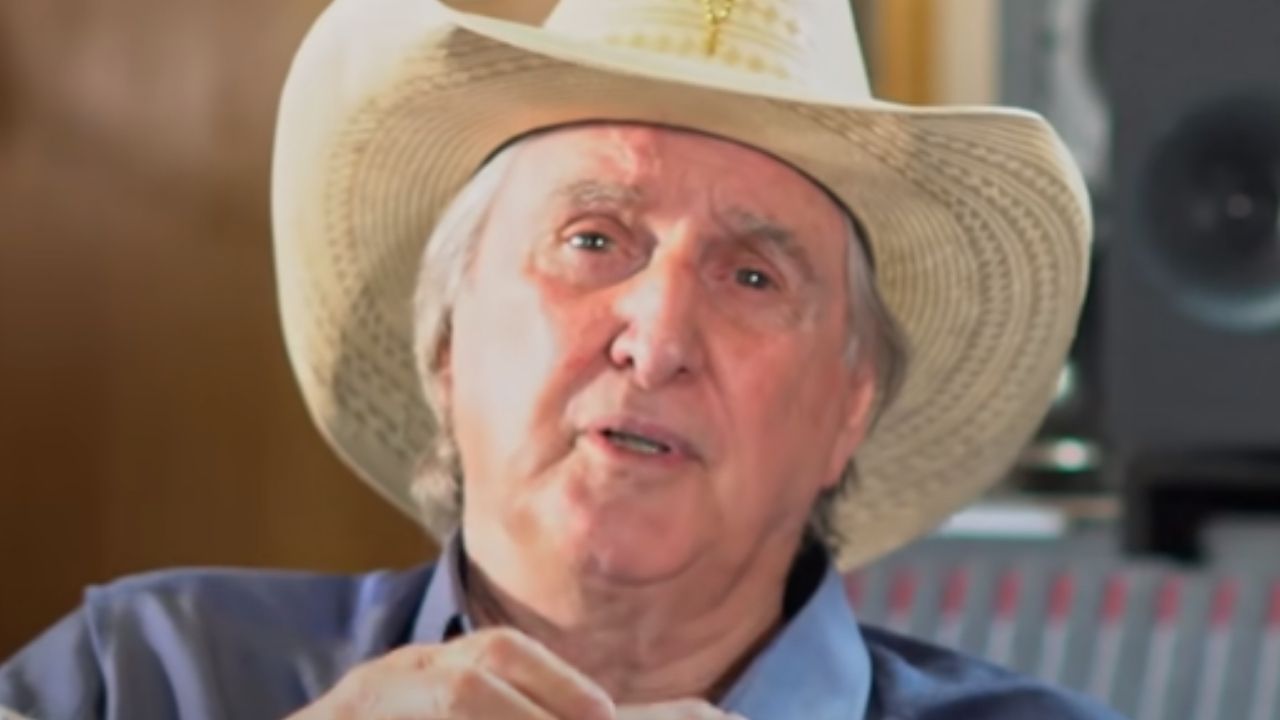 Sérgio Reis diz que quatro shows e dois comerciais foram cancelados após o vídeo vazado