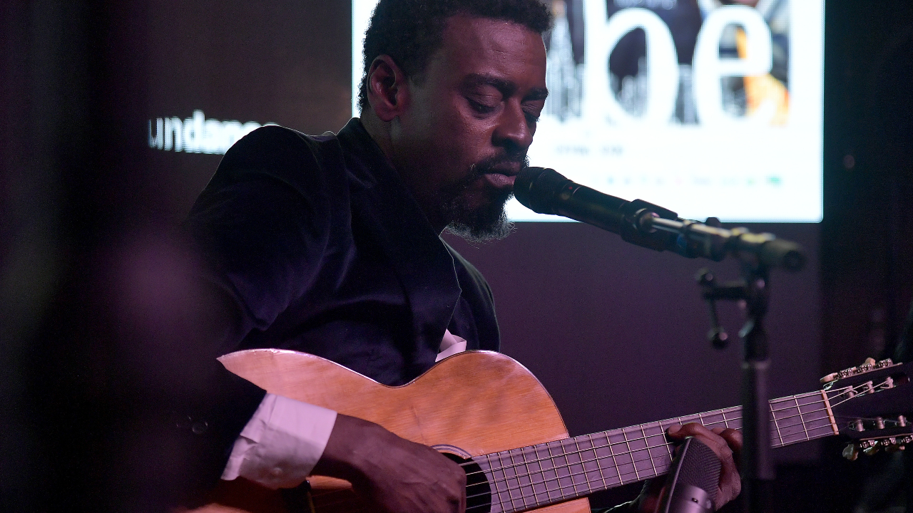 Seu Jorge tenta registrar filho com nome inusitado