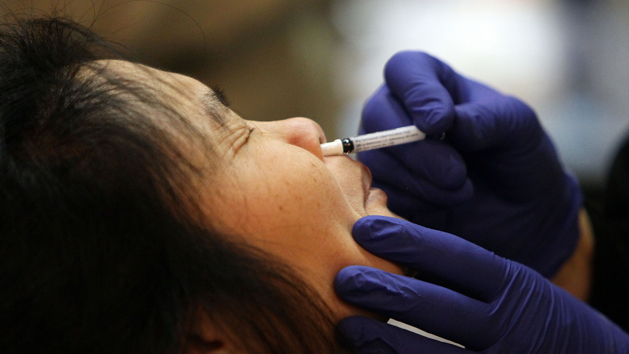 Anvisa revoga autorização de spray nasal contra a Covid-19