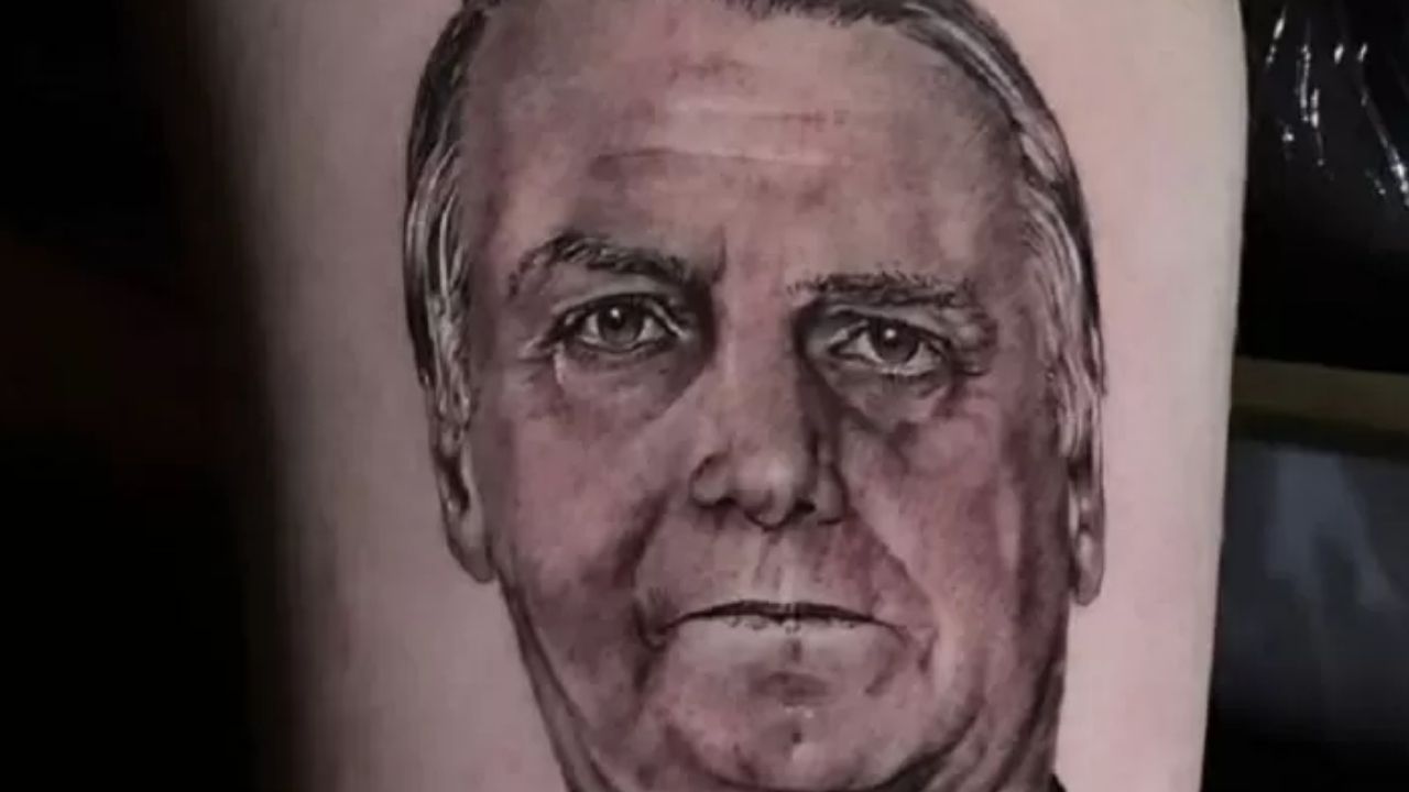 ‘Grande homem’, escreve Renan Bolsonaro sobre tatuagem em homenagem ao pai