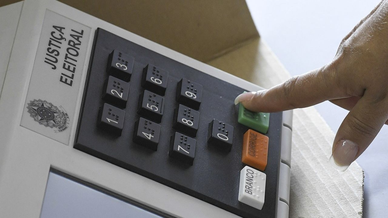 Brasil tem recorde de ausências, votos brancos e nulos em eleições municipais em 2020
