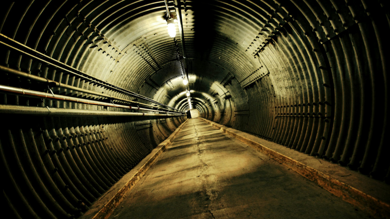 Mundo subterrâneo: Conheça o bunker da Guerra Fria