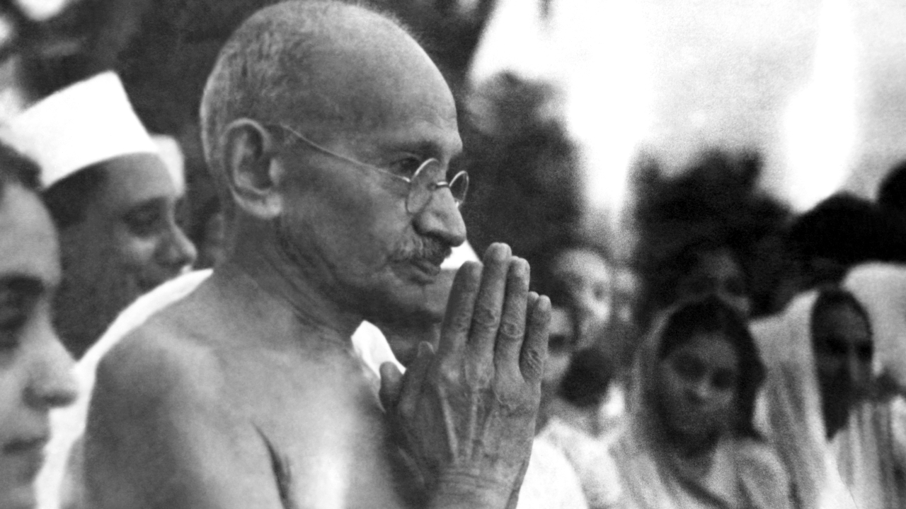 Racismo e misoginia: O lado B de Mahatma Gandhi