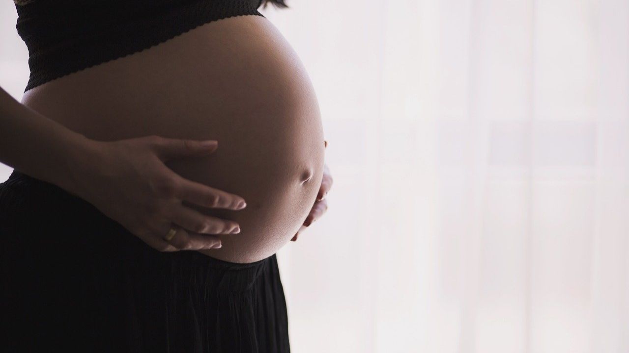 Mulher grávida é sequestrada por outra gestante nos Estados Unidos