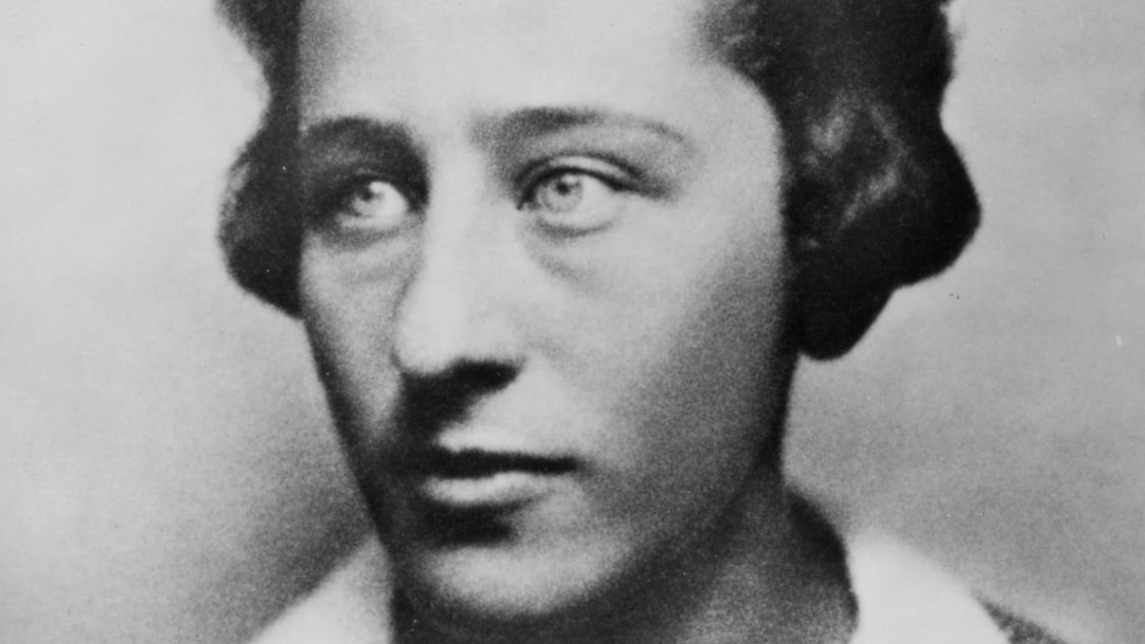 Olga Benário: Há 112 anos, nascia a revolucionária comunista que teve seu destino selado por Vargas