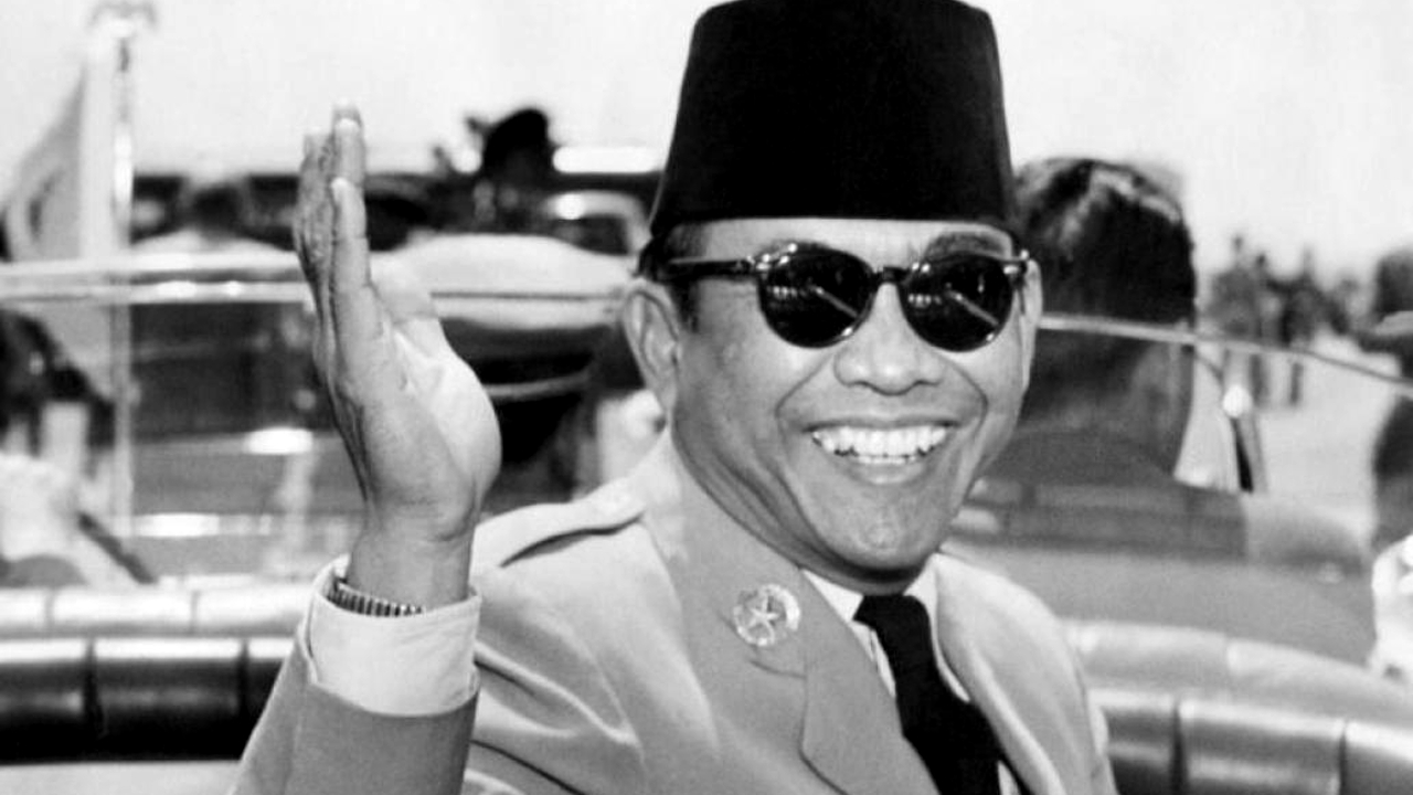 Guerra Fria: KGB e CIA forjaram um pornô para chantagear Sukarno