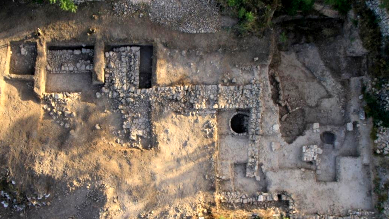 Novo templo descoberto em Jerusalém questiona veracidade de textos bíblicos