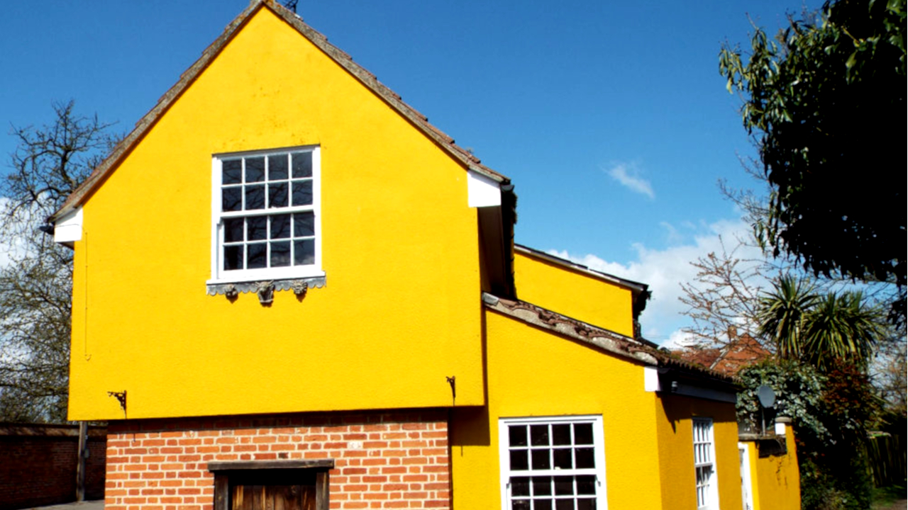 Casa mais mal assombrada da Inglaterra, usada para matar bruxas, é finalmente vendida