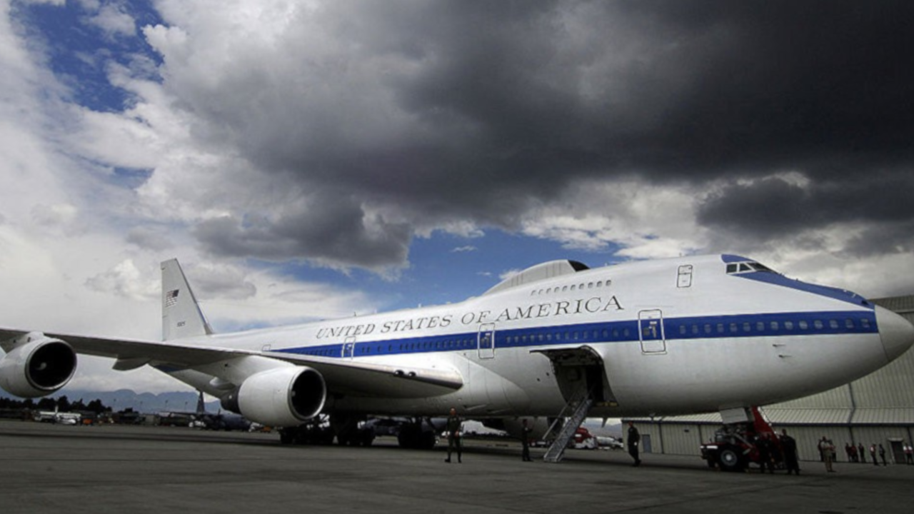 Conheça o Avião do Juízo Final dos EUA