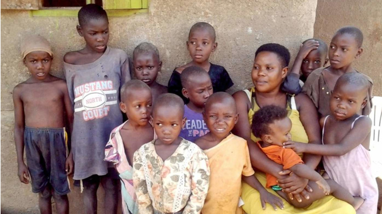 Aos 40 anos, mulher que teve 44 filhos faz operação para não engravidar novamente