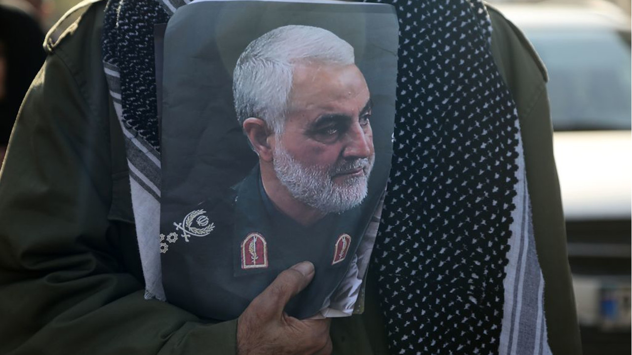 Homenagem para Qassem Soleimani termina em 73 mortes no Irã