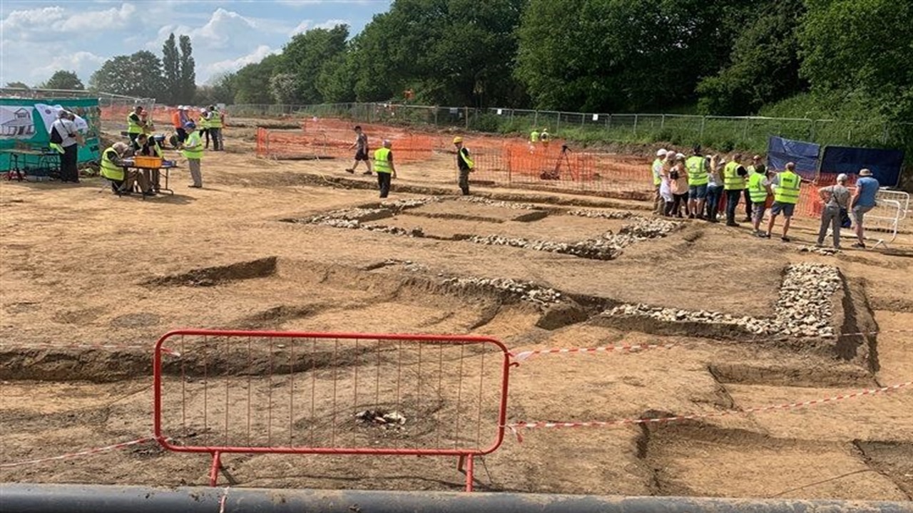 Obra residencial revela antiga cidade romana na Inglaterra