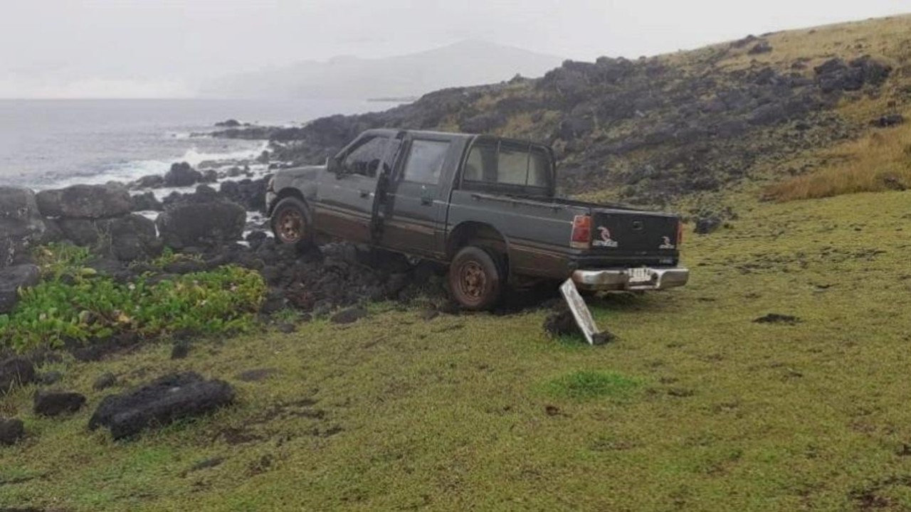 Turista colide e destrói escultura na Ilha de Páscoa