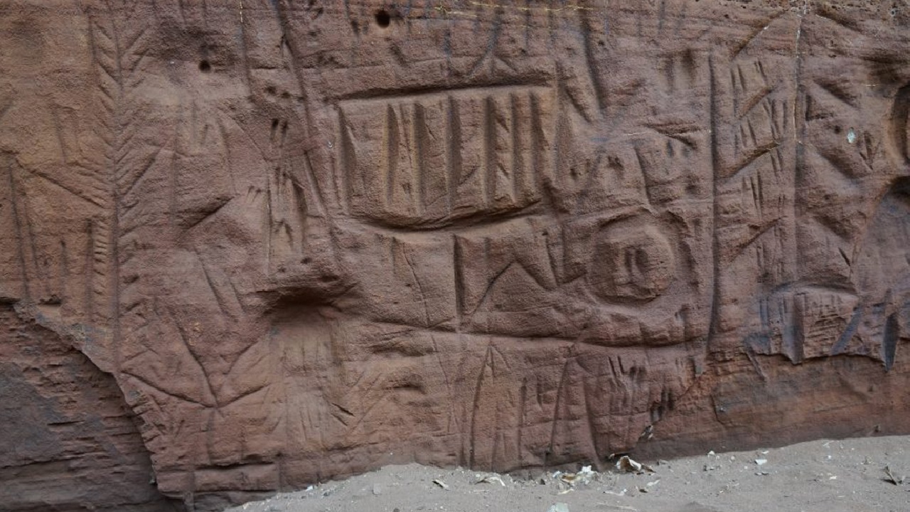 Pesquisadores encontram o maior painel de arte rupestre de São Paulo
