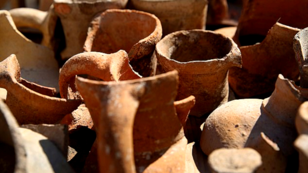 Análises em artefatos raros indicam que todas as classes sociais celtas bebiam vinho