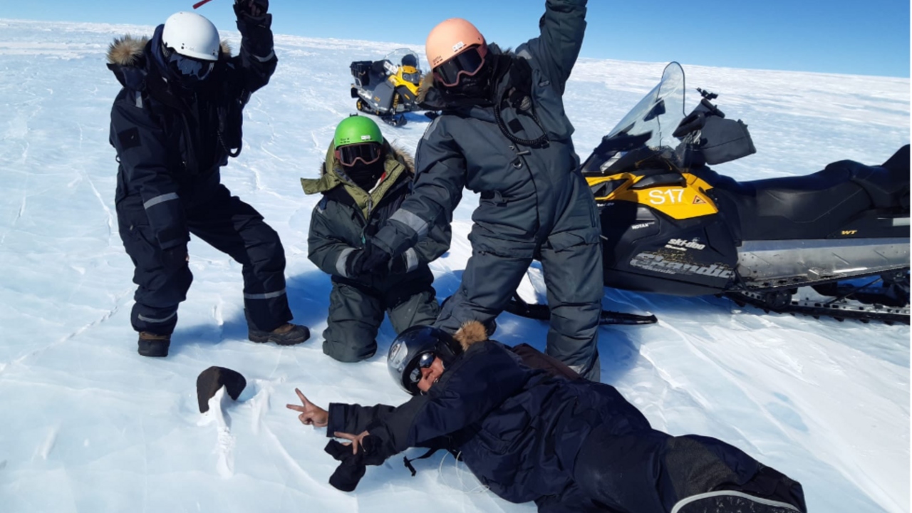 Meteorito de quase 8 kg é descoberto intacto na Antártica