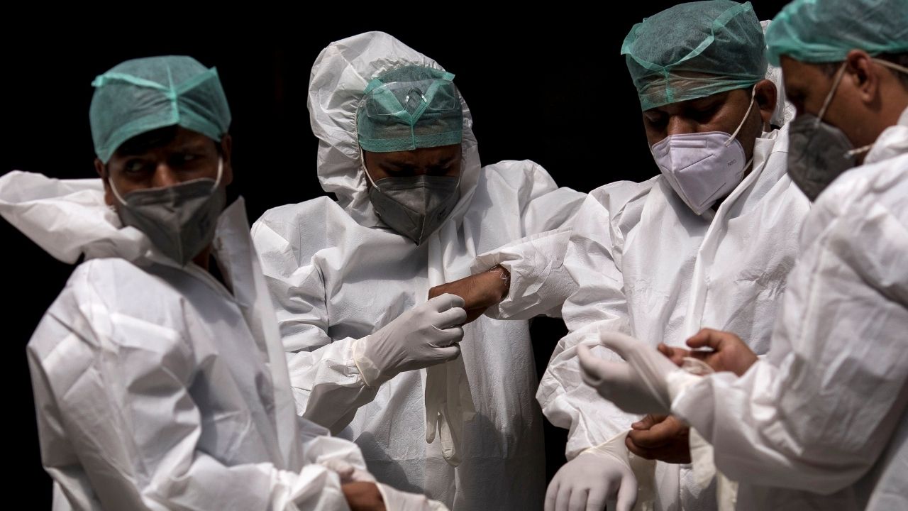 Índia registra surto de “fungo negro” durante a pandemia do novo coronavírus