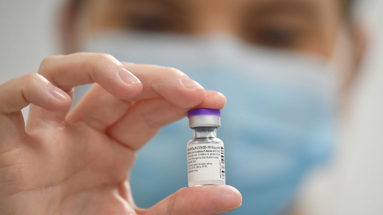Pfizer anuncia acordo com Eurofarma para produção da vacina contra Covid-19 no Brasil