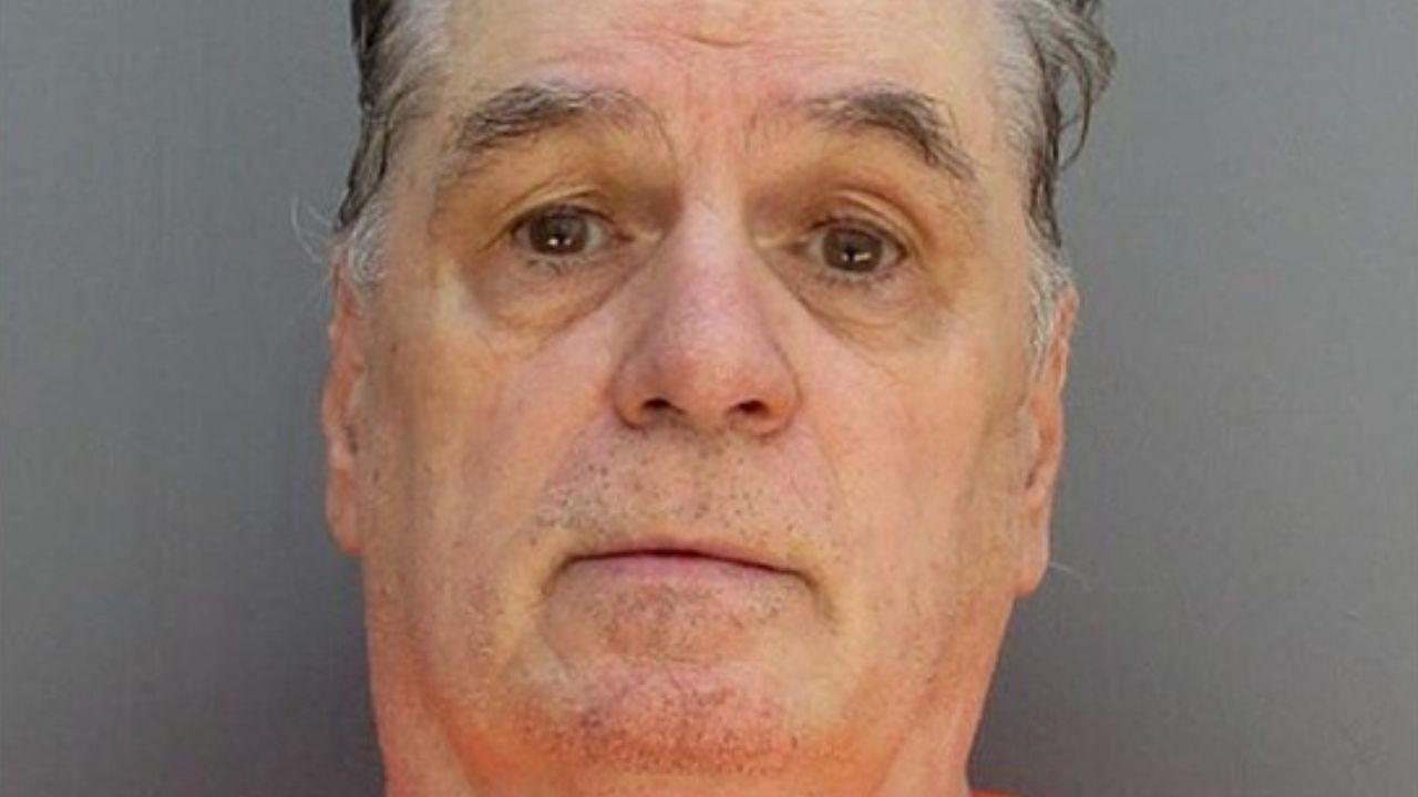 Após 29 anos no corredor da morte, homem preso injustamente é libertado