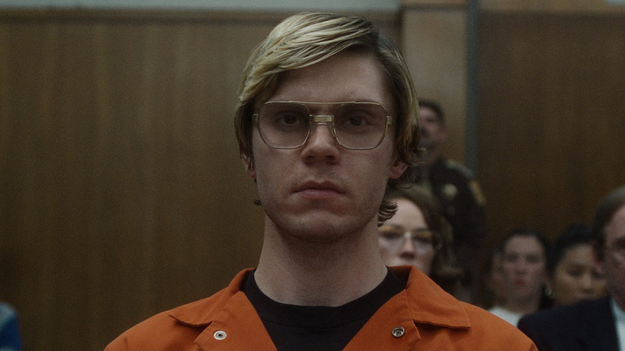 Mãe de vítima de Dahmer diz que fantasias do canibal para o Halloween causam ‘novos traumas’
