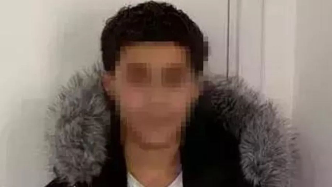 Inglaterra: Adolescente de 14 anos é acusado de matar estudante com espada samurai