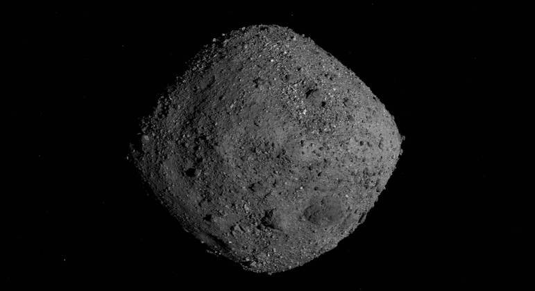 Água pode ter preservado moléculas da vida no Asteroide Bennu