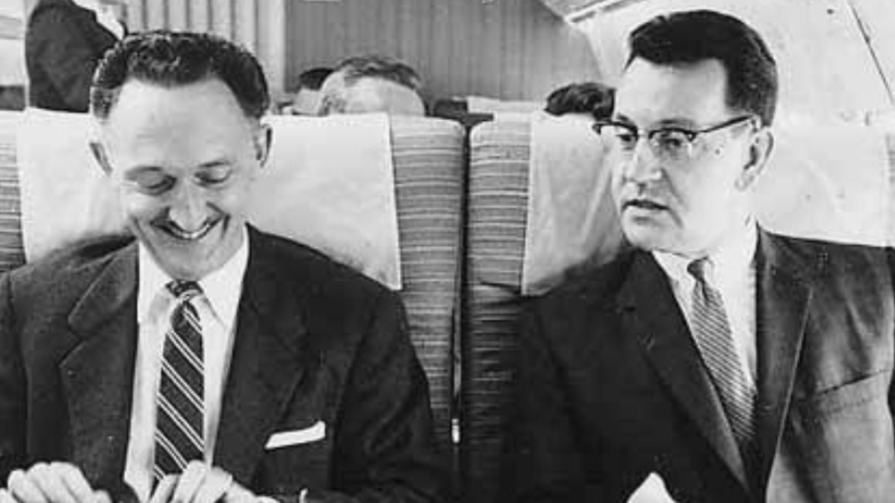 Antes do amendoim: Como eram as refeições a bordo de aviões no passado?