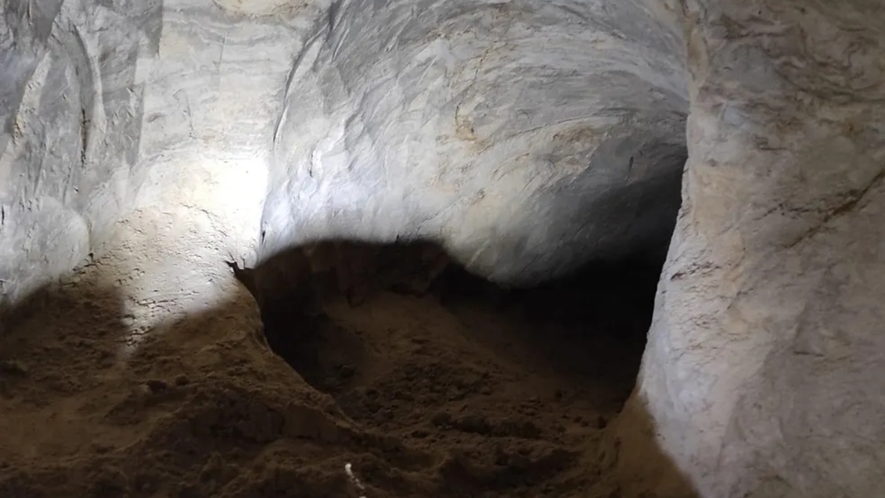 Ucraniano encontra cavernas medievais ao seguir lenda da avó