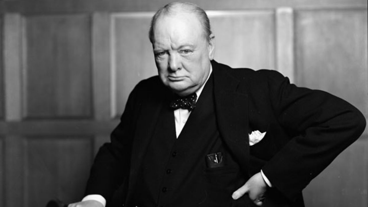 Conspiração com a monarquia: O plano nazista encoberto por Churchill