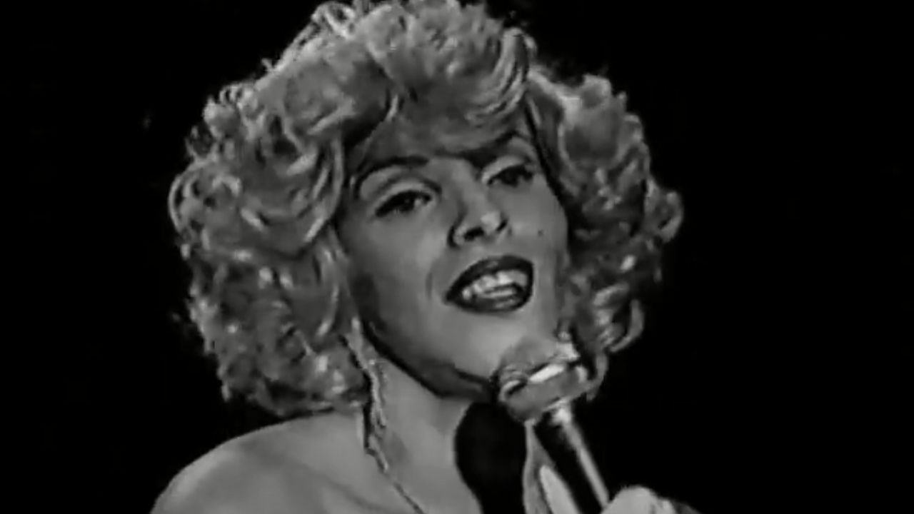 Google homenageia Cláudia Celeste, primeira travesti a atuar em novela brasileira