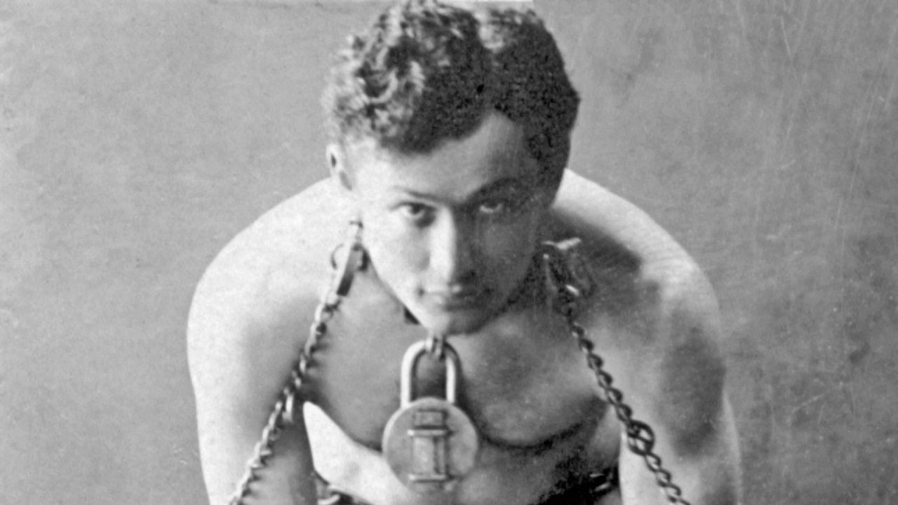 Dos truques a morte misteriosa: Houdini, o mágico mais famoso da história