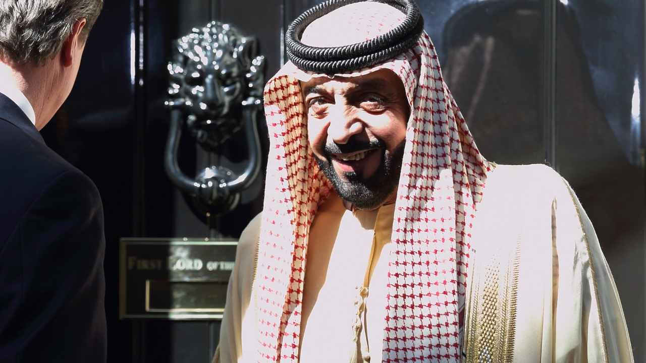 Aos 73 anos, falece Khalifa bin Zayed, presidente dos Emirados Árabes Unidos
